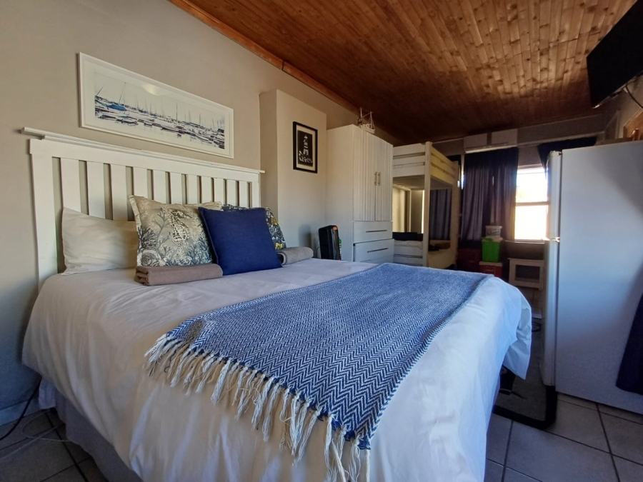  Bedroom Property for Sale in Wilkoppies North West